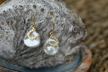 Load image into Gallery viewer, Wanderlust