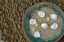 Load image into Gallery viewer, Wanderlust